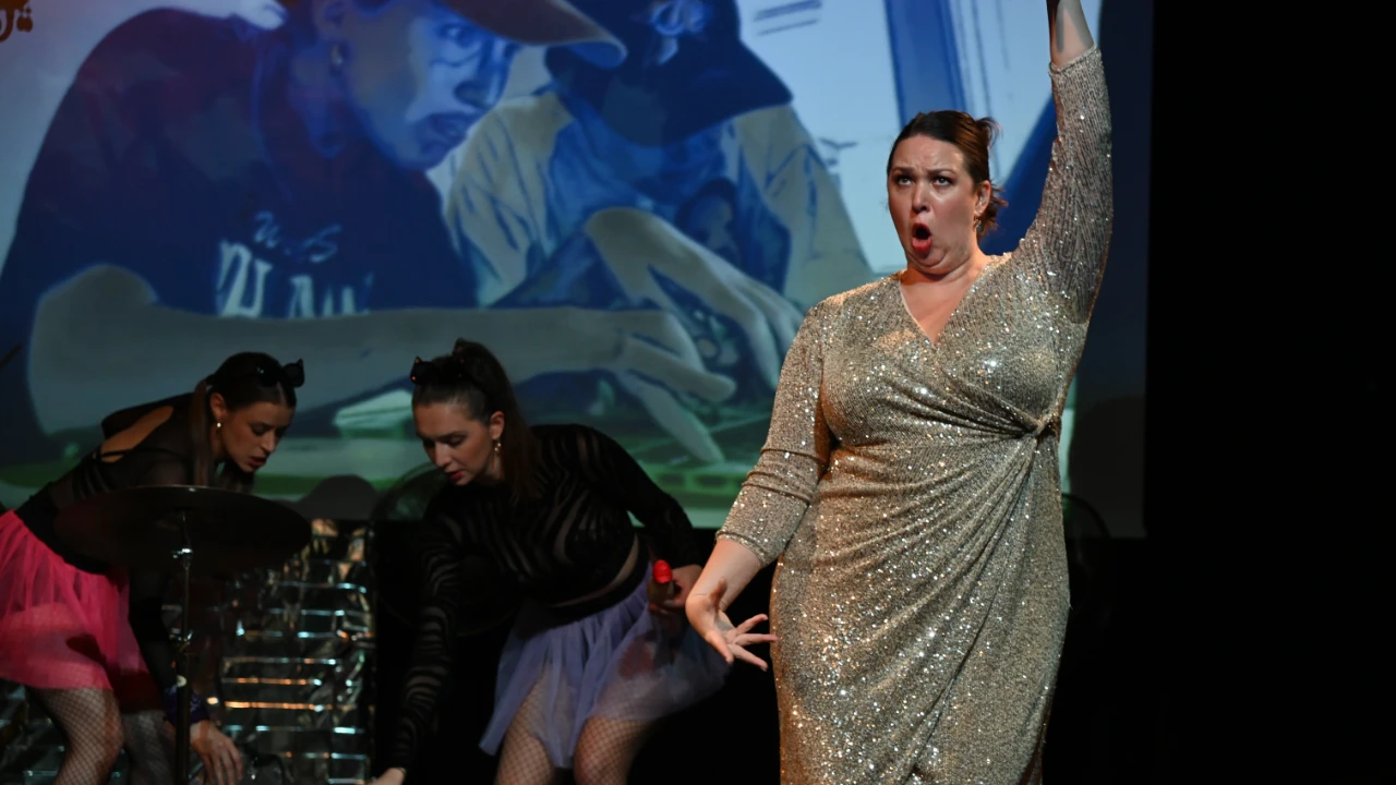 Witwe Boltoir © Udo A. Engel